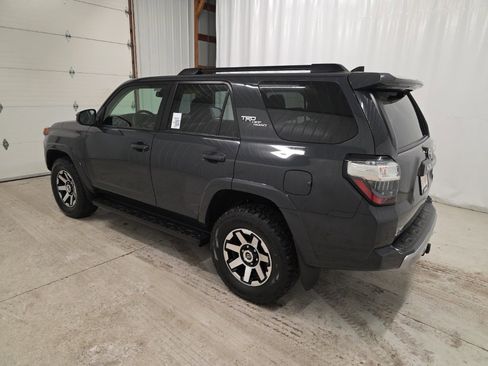 Used 2024 Toyota 4Runner TRD Off-Road image 3