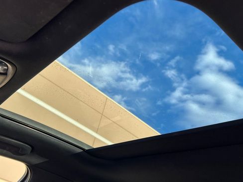 Used 2018 Kia Stinger GT2 image 26