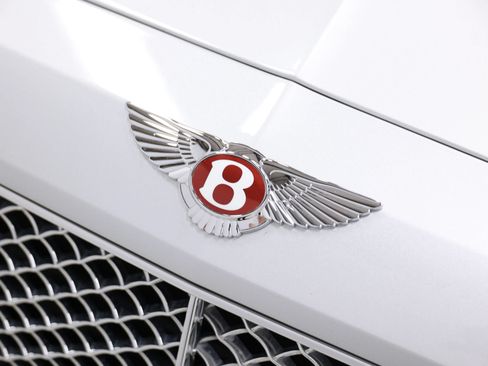 Used 2018 Bentley Flying Spur V8 AWD/4WD image 8