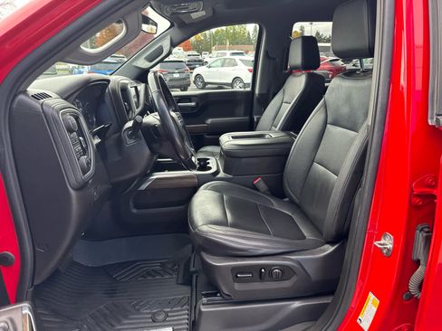 Used 2021 Chevrolet Silverado 1500 LT Trail Boss w/ Convenience Package II image 16