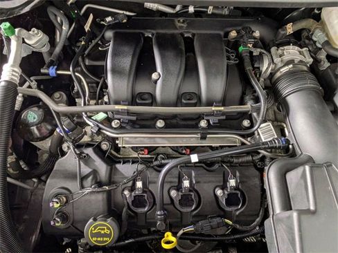 Used 2019 Ford Explorer XLT w/ Equipment Group 202A image 35