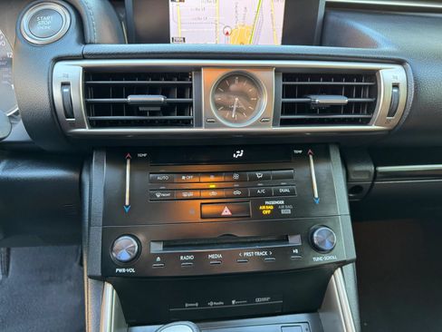 Used 2014 Lexus IS 350 w/ Navigation Package RWD image 21