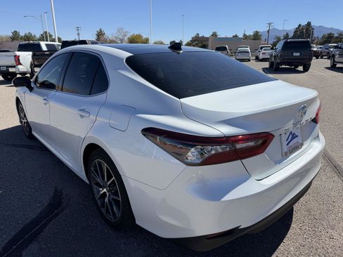 Used 2023 Toyota Camry XLE w/ Navigation Package image 3