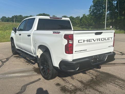 Used 2023 Chevrolet Silverado 1500 Custom Trail Boss AWD/4WD image 3