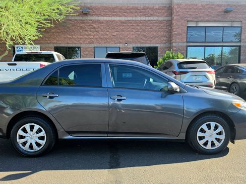Used 2010 Toyota Corolla LE w/ All Weather Guard Pkg FWD image 2