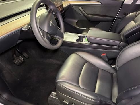 Used 2023 Tesla Model Y Long Range AWD/4WD image 19