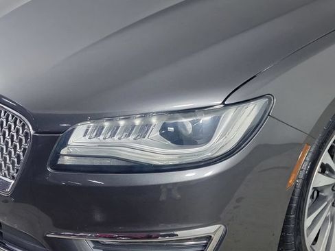 Used 2017 Lincoln MKZ Reserve w/ Climate Package FWD image 9