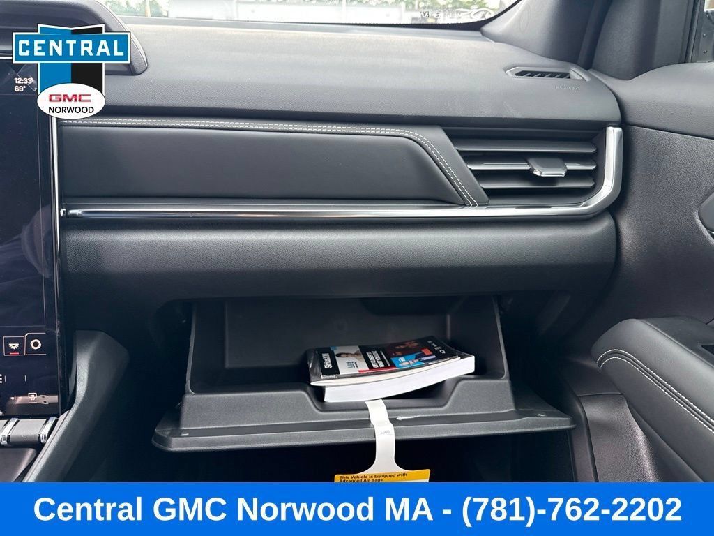 New 2027 GMC Terrain Elevation w/ LPO, Floor Liner Package AWD/4WD image 21