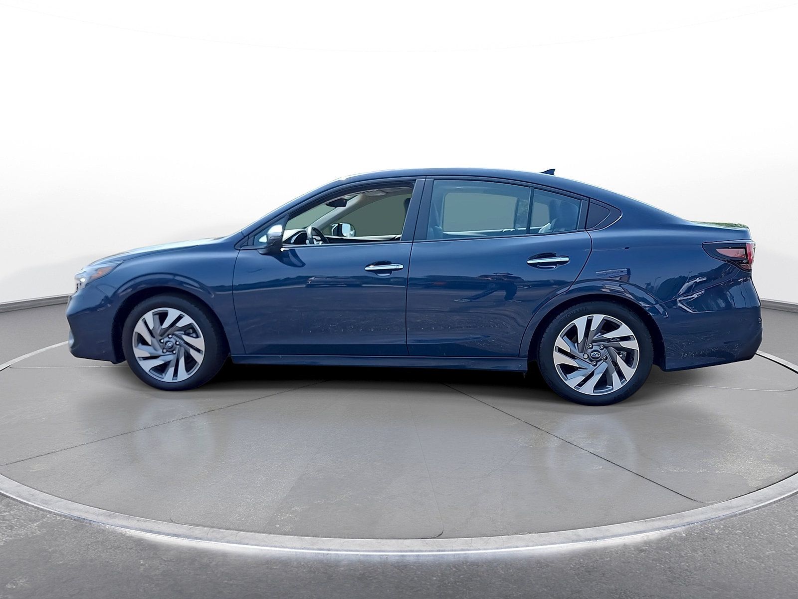 Used 2025 Subaru Legacy Touring XT AWD/4WD image 5