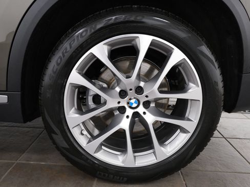 Used 2024 BMW X5 xDrive40i w/ Premium Package AWD/4WD image 36