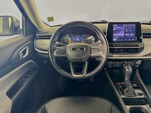 Used 2022 Jeep Compass Latitude w/ Sun and Sound Group image 26