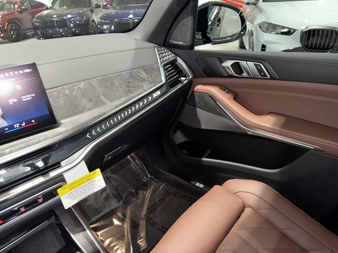 New 2026 BMW X5 sDrive40i w/ M Sport Package image 21