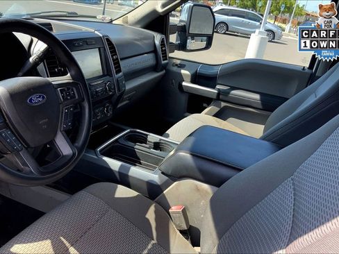 Used 2019 Ford F250 XLT w/ XLT Premium Package image 13