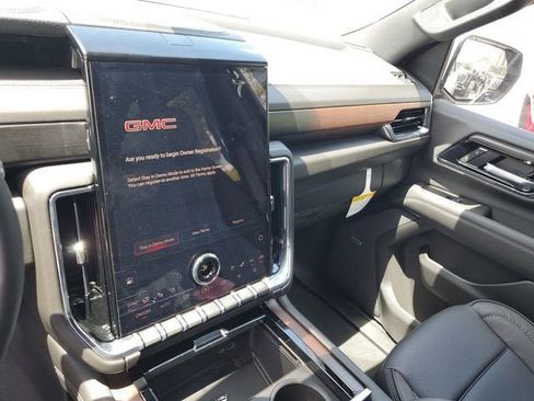 New 2026 GMC Yukon XL Denali AWD/4WD image 26
