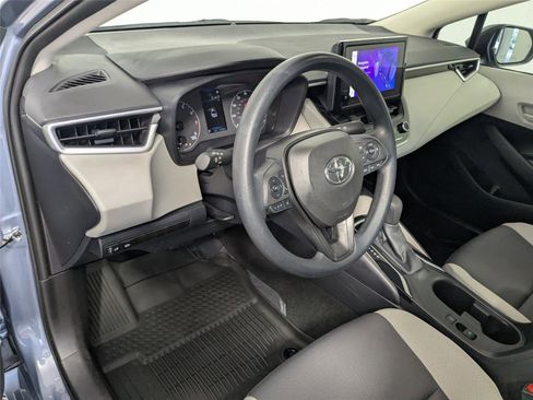 Used 2024 Toyota Corolla LE w/ LE Convenience Package image 10