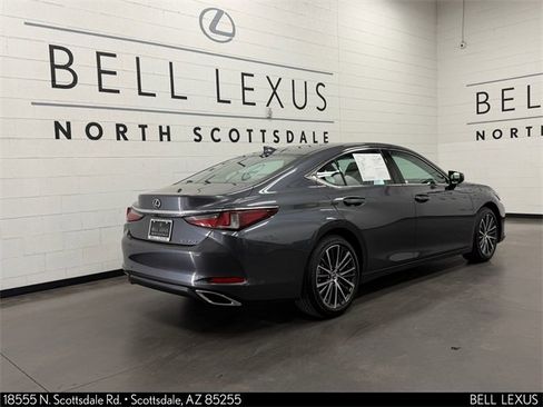 Used 2025 Lexus ES 350 w/ Premium Package image 4