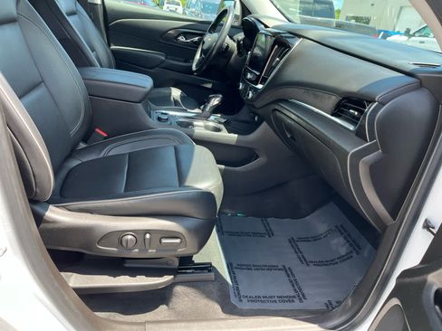 Used 2021 Chevrolet Traverse High Country AWD/4WD image 36