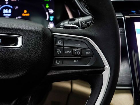 Used 2022 Jeep Grand Cherokee Limited 4xe w/ Luxury Tech Group II image 30