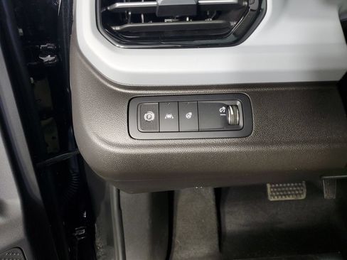 New 2027 Chevrolet Bolt LT w/ Comfort Package FWD image 25