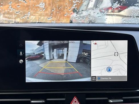 Used 2025 Hyundai Elantra Limited image 16