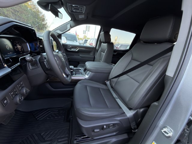 New 2026 Chevrolet Silverado 1500 LT Trail Boss w/ LT Trail Boss Premium Package AWD/4WD image 18