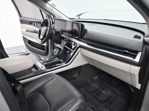 Certified 2024 Kia Carnival SX Prestige image 20