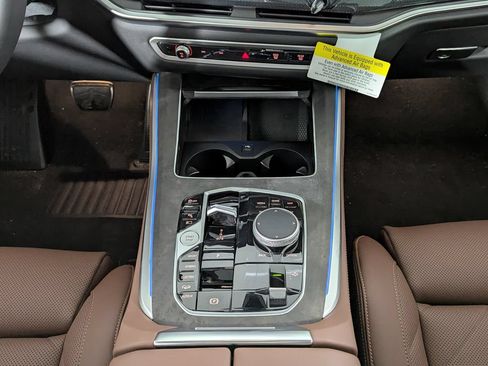 New 2026 BMW X5 xDrive50e w/ M Sport Package AWD/4WD image 29