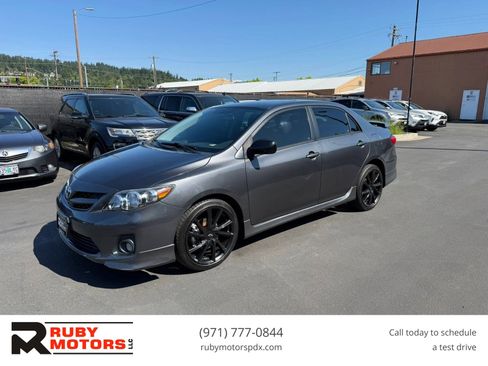 Used 2011 Toyota Corolla S FWD image 1