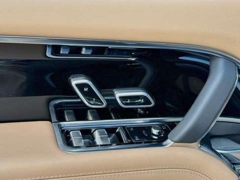 New 2027 Land Rover Range Rover SE AWD/4WD image 24