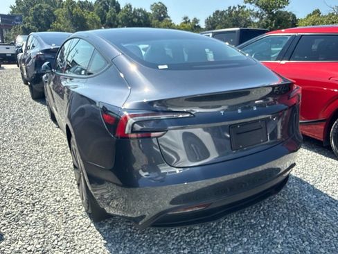Used 2025 Tesla Model 3 Long Range RWD image 5