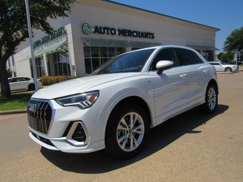 Used 2023 Audi Q3 2.0T Premium Plus w/ Premium Plus Package image 1