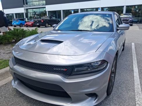 Used 2018 Dodge Charger SXT Plus w/ Navigation & Travel Group RWD image 2