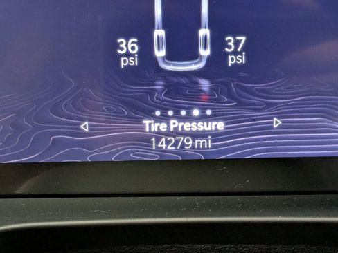 Used 2024 Jeep Grand Cherokee L Altitude image 15