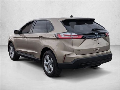 Used 2021 Ford Edge SE image 7