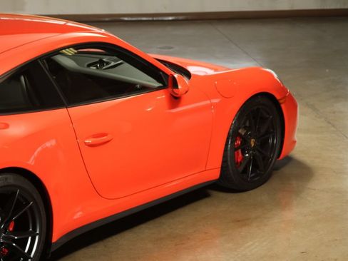 Used 2017 Porsche 911 Carrera GTS RWD image 9