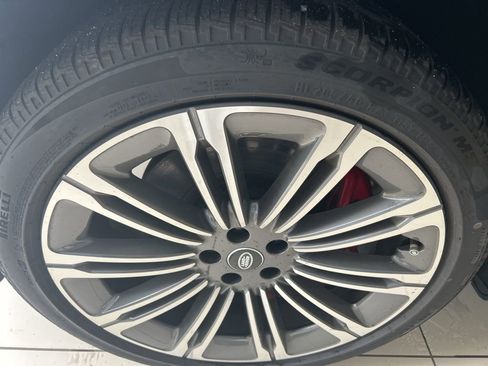 Used 2025 Land Rover Range Rover Sport Autobiography image 16