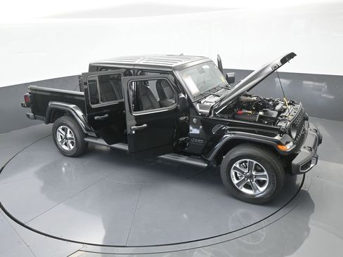 Used 2024 Jeep Gladiator Sport w/ Premium Package image 72