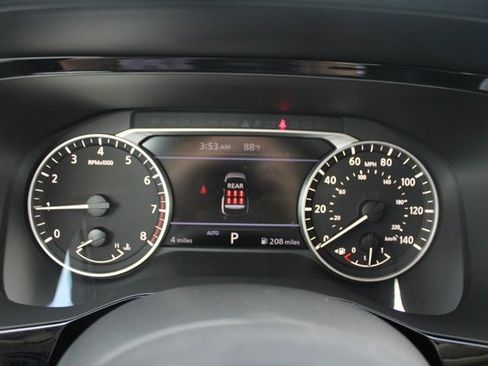 New 2025 Nissan Pathfinder SV w/ Black Appearance Package image 12