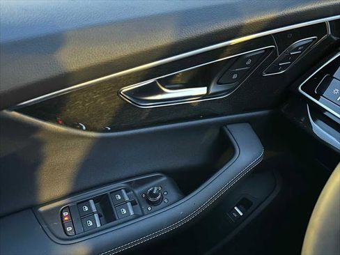 New 2026 Audi Q8 Premium Plus image 33
