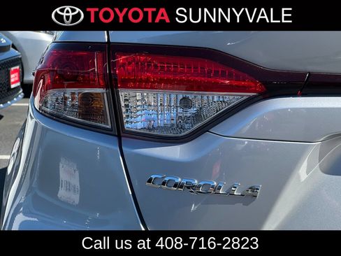 Used 2021 Toyota Corolla LE FWD image 13
