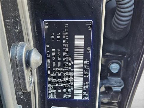 Used 2024 Toyota Corolla Cross AWD Hybrid image 24
