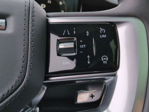 New 2026 Land Rover Range Rover Long Wheelbase SE AWD/4WD image 27