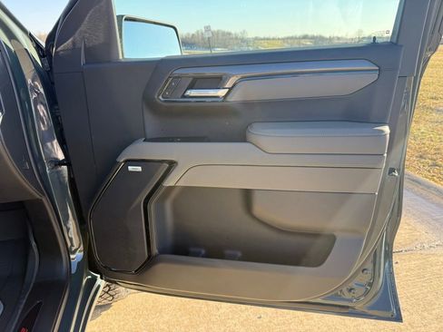New 2026 Chevrolet Silverado 1500 ZR2 image 25