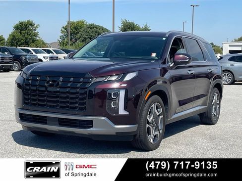 Used 2024 Hyundai Palisade Limited FWD image 3