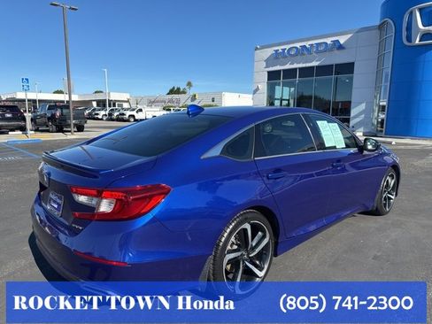 Used 2018 Honda Accord Sport image 6