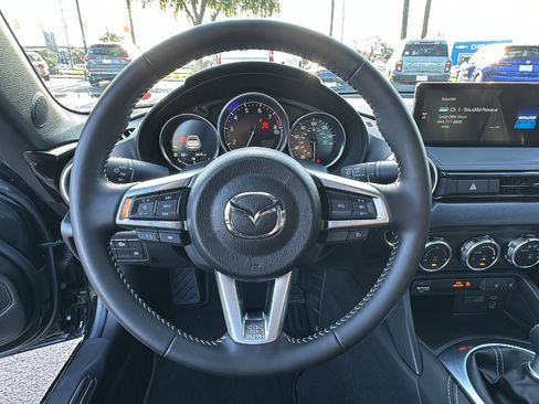 Certified 2025 MAZDA MX-5 Miata RF Grand Touring RWD image 23