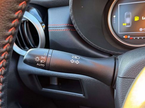 Certified 2025 Nissan Versa SR w/ Trunk Package image 21