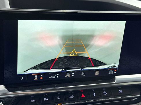 New 2026 GMC Sierra 1500 SLT w/ SLT Premium Plus Package image 29