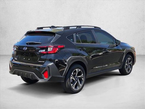 Used 2025 Subaru Crosstrek 2.5i Premium AWD/4WD image 2