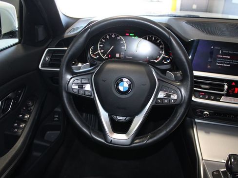 Used 2020 BMW 330i xDrive Sedan w/ Convenience Package AWD/4WD image 10
